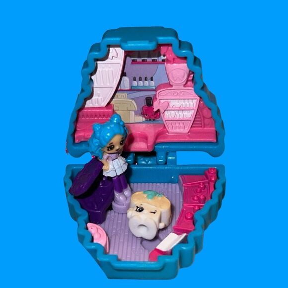 Set of 9 Moose Toys Shopkins Lil Secrets- Necklace Lockets - Picture 7 of 11